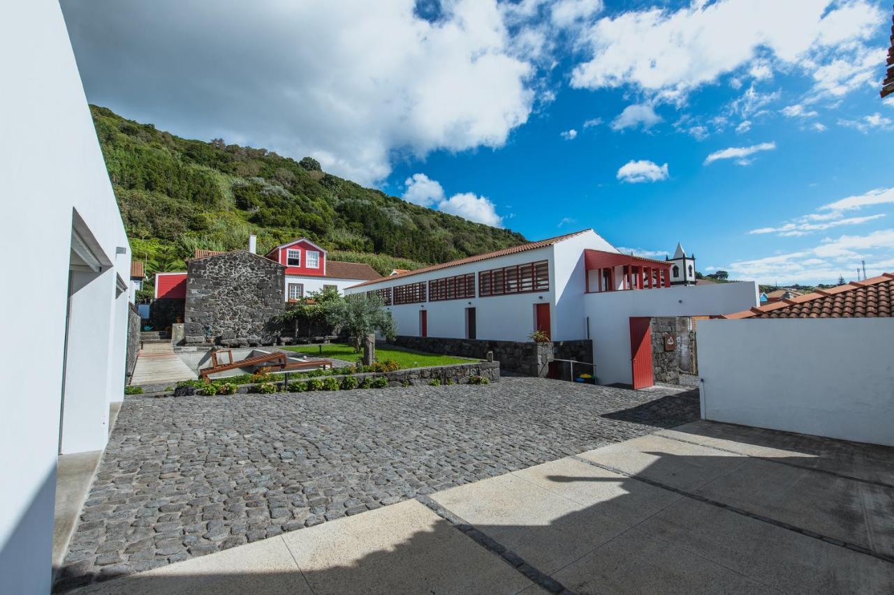 Casa Do Brasao Apartment Lajes do Pico Luaran gambar