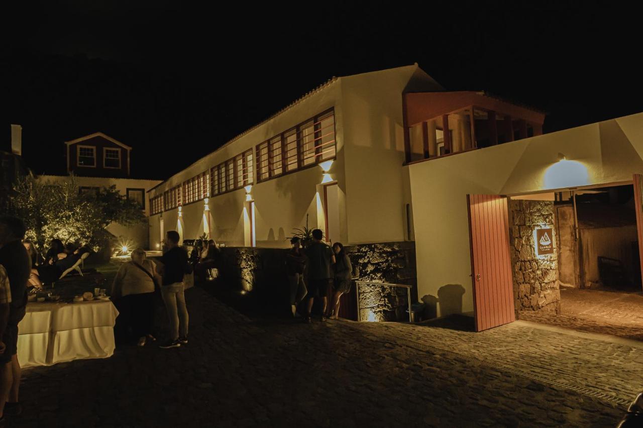 Casa Do Brasao Apartment Lajes do Pico Luaran gambar