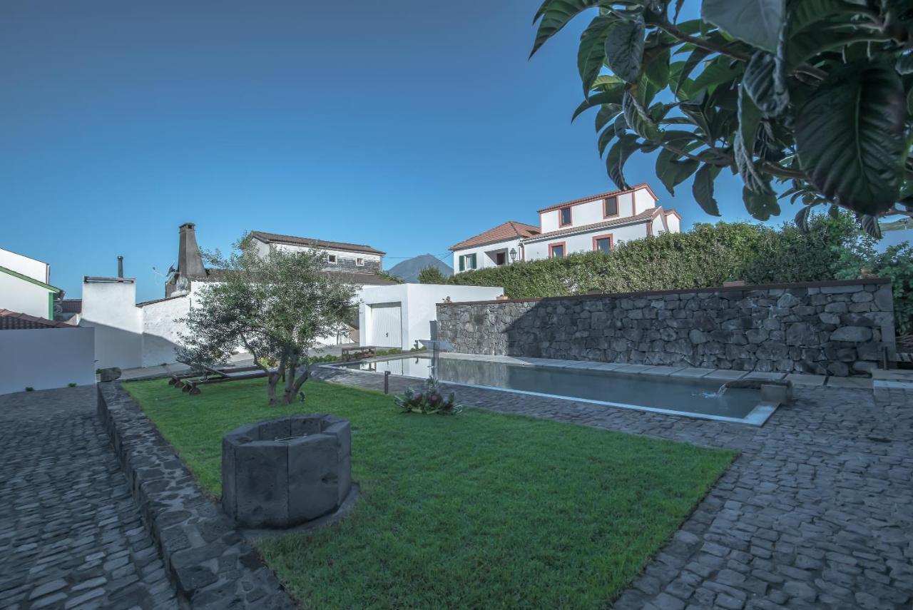 Casa Do Brasao Apartment Lajes do Pico Luaran gambar