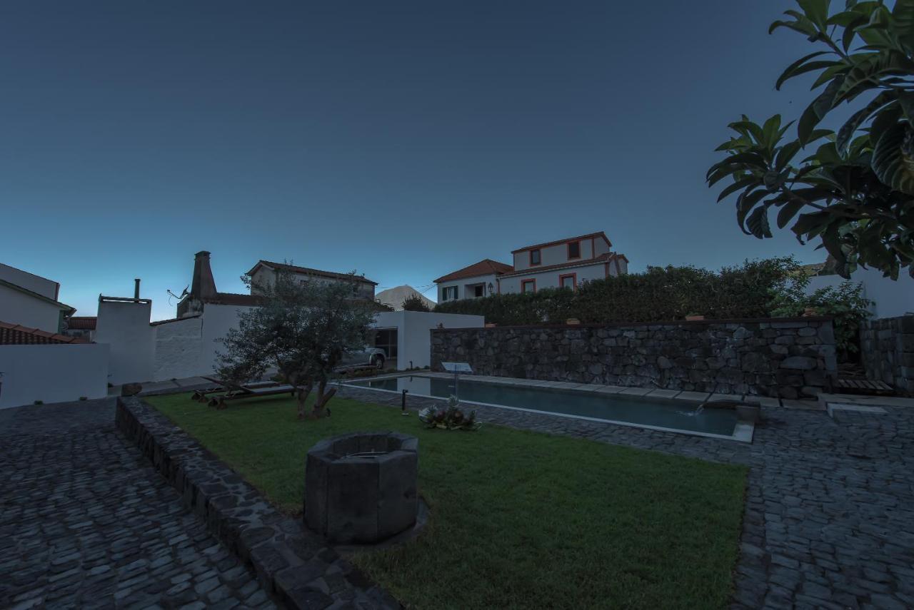Casa Do Brasao Apartment Lajes do Pico Luaran gambar